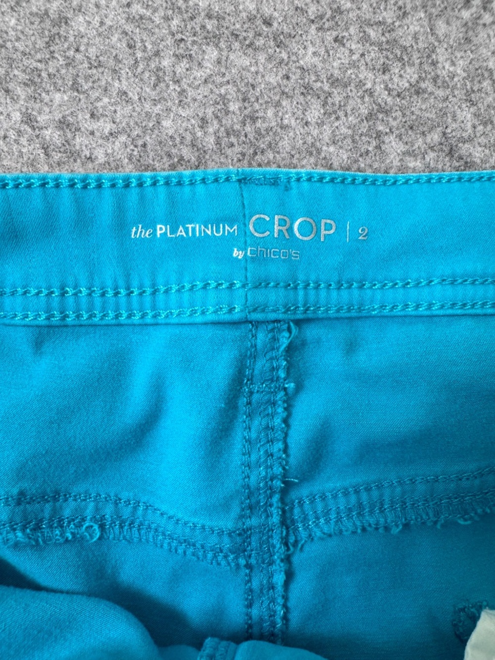 Chico’s The Platinum Crop Pants Turquoise Blue Stretch Crop Jeans Sz 2 - Picture 4 of 11